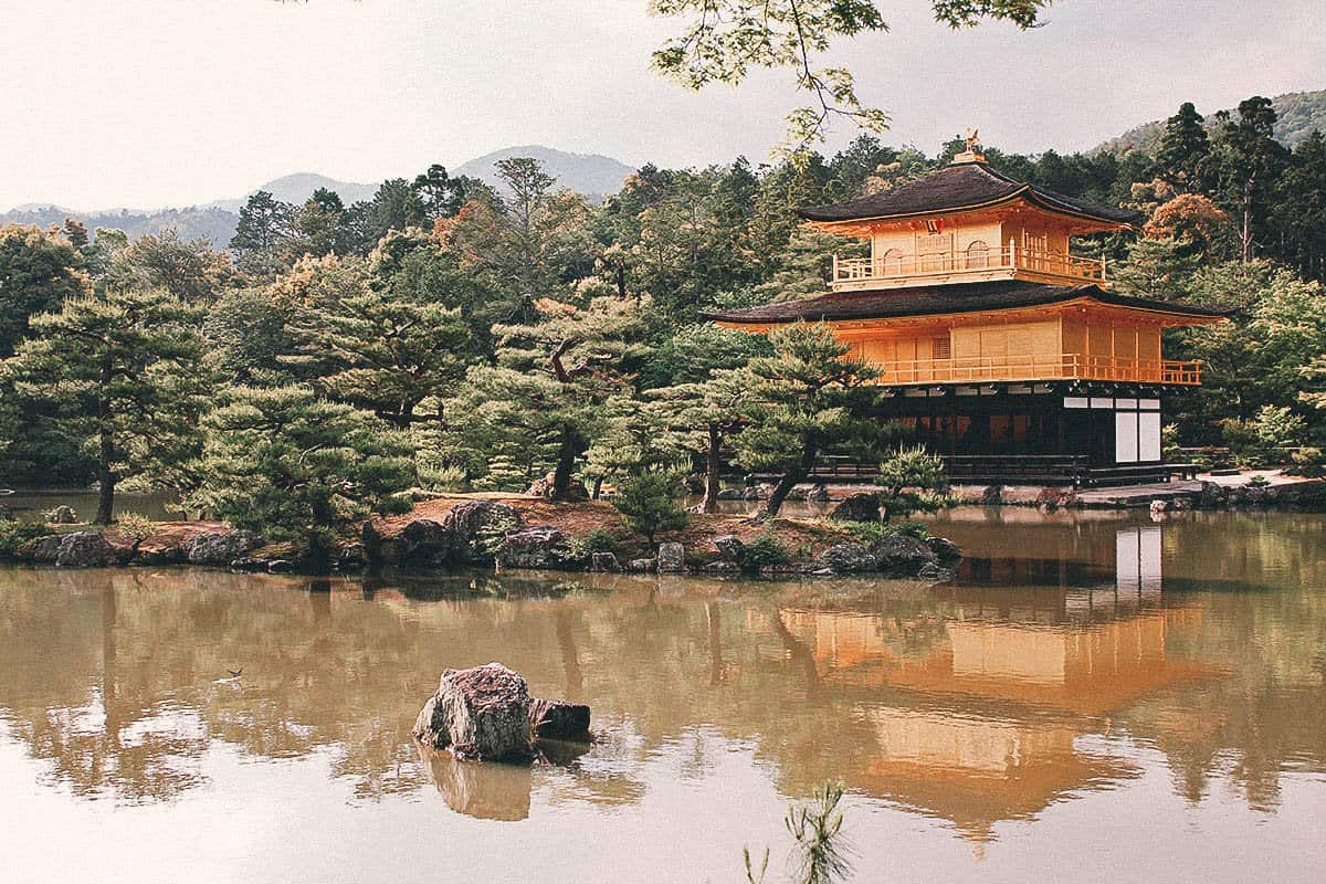 Kyoto Travel Guide Kinkaku-ji in Kyoto
