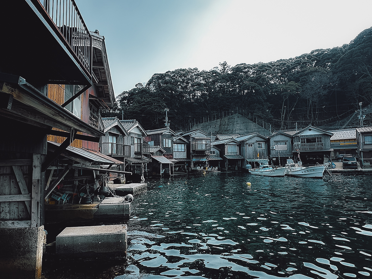 Amanohashidate Travel Guide Funaya houses in Ine